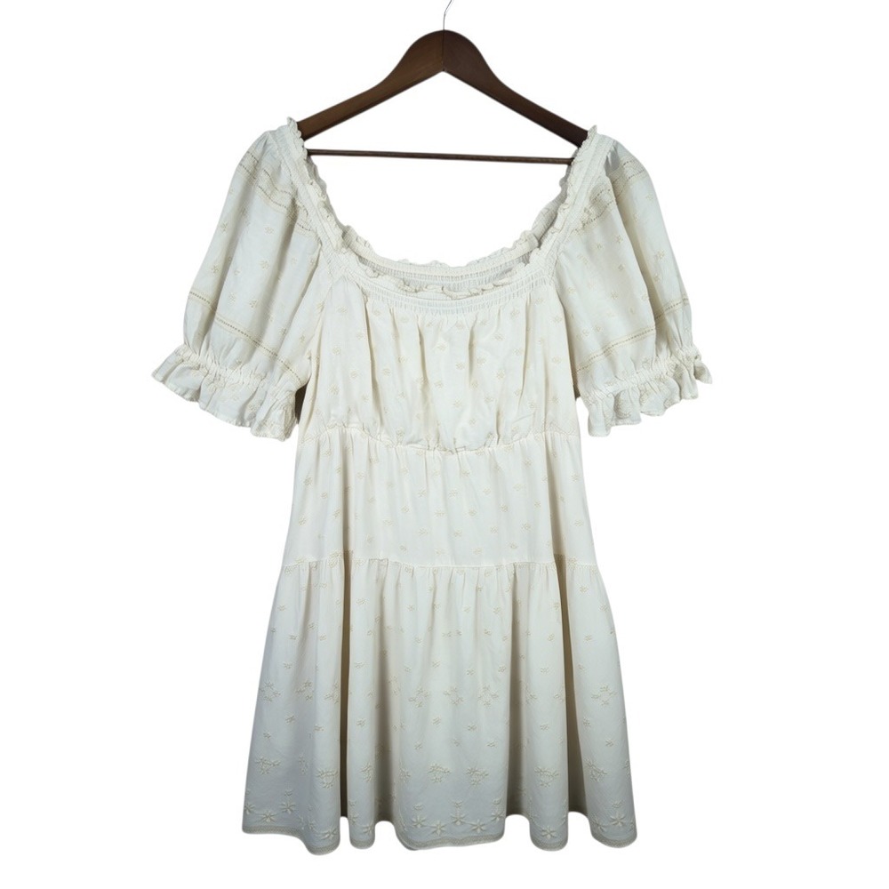 Old Navy Embroidered Tiered Mini Dress Womens L Cotton Rayon White Puff Sleeve